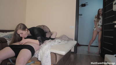 निषिद्ध! जेव्हा मी डॅडीला मम्मीला संभोग करताना पाहतो तेव्हा मी येतो!